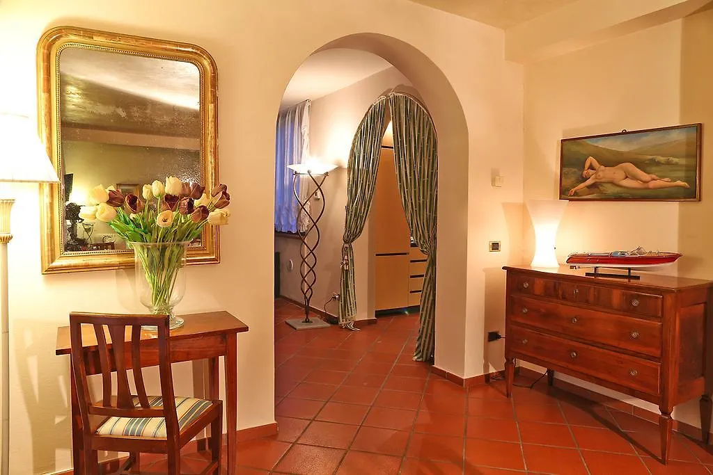 Villa Marisa Padenghe sul Garda 0*,  İtalya